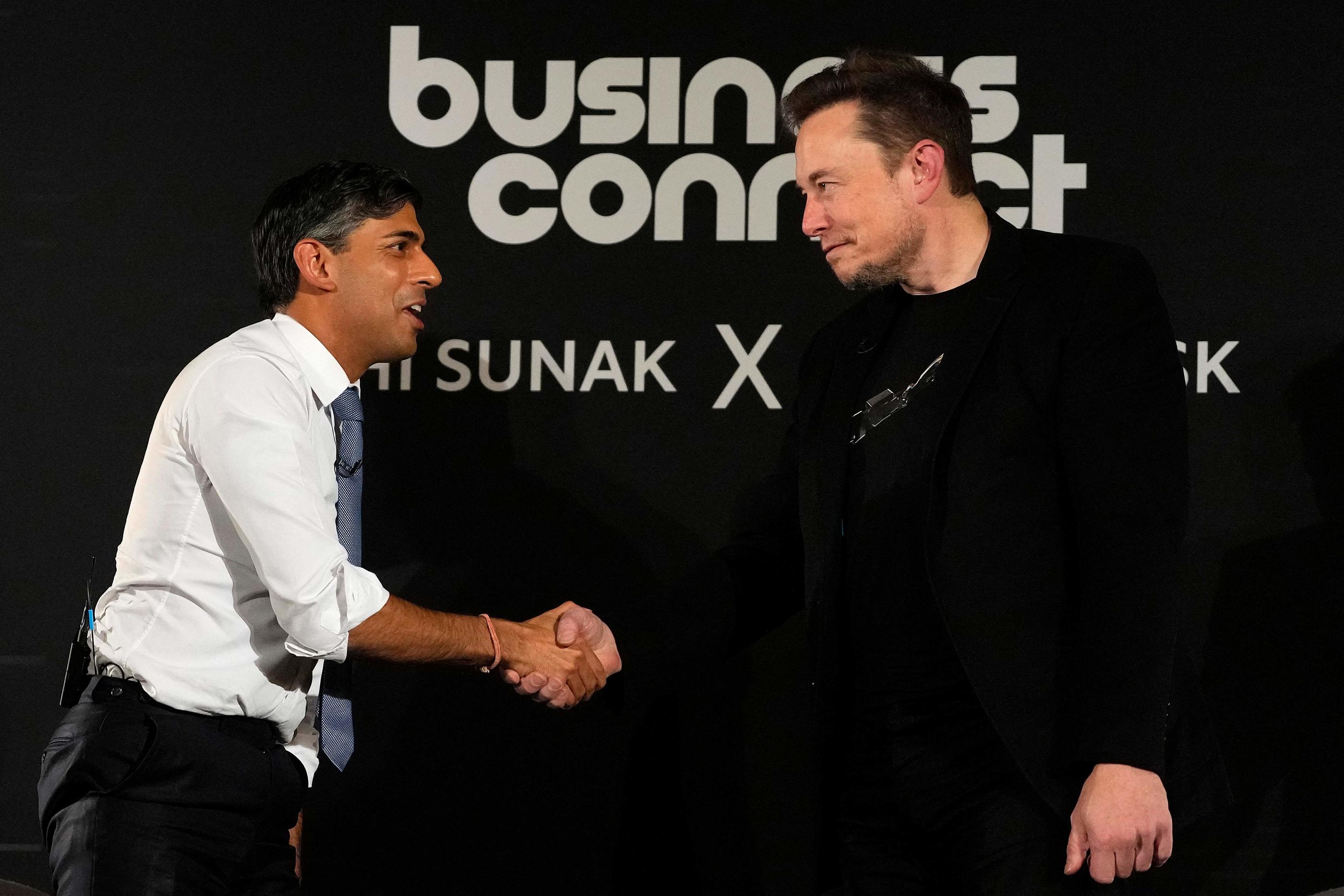Elon Musk a échangé avec le Premier ministre britannique sur l'intelligence artificielle. AFP/Kirsty Wigglesworth
